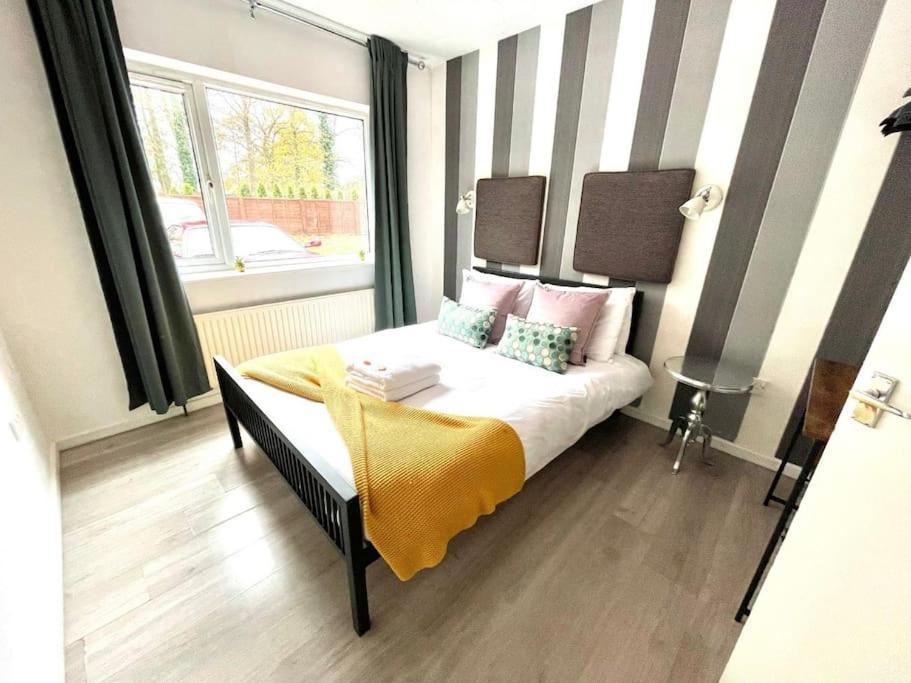 Serene And Cozy 1-Bedroom House With Parking Cambridge  Exterior photo